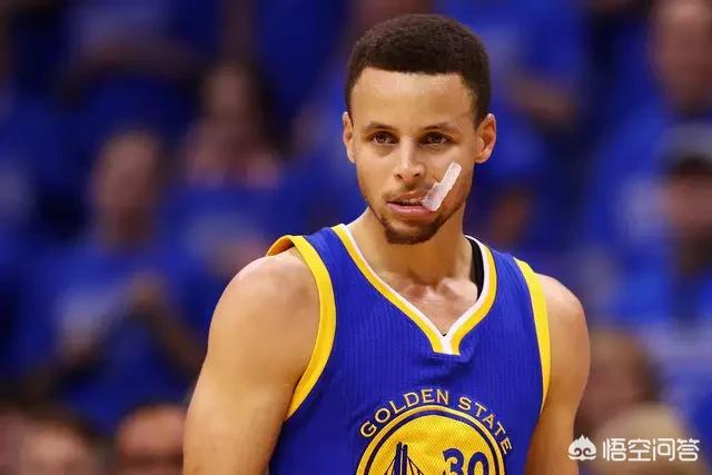 冯巩弟子逆袭成功，36岁演绎神婆角色一夜成名，观众赞叹演技
